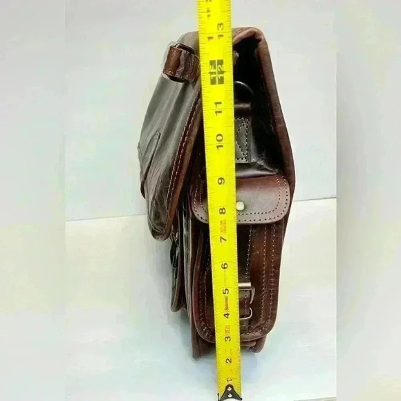 Cuero Vintage Handmade Large Leather Messenger Bag For Laptop - Picture 13 of 16